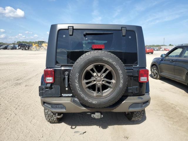 1C4BJWEG2GL326910 - 2016 JEEP WRANGLER U SAHARA BLACK photo 6