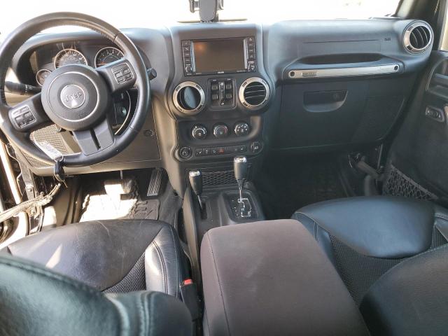 1C4BJWEG2GL326910 - 2016 JEEP WRANGLER U SAHARA BLACK photo 8