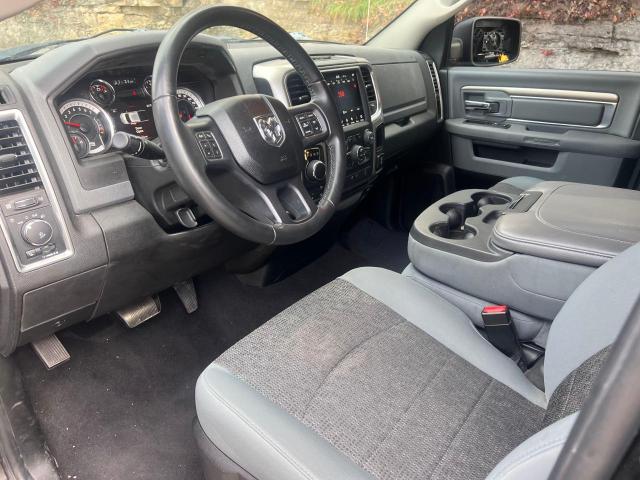 1C6RR7GG0KS618975 - 2019 RAM 1500 CLASS SLT შავი ფოტო 9