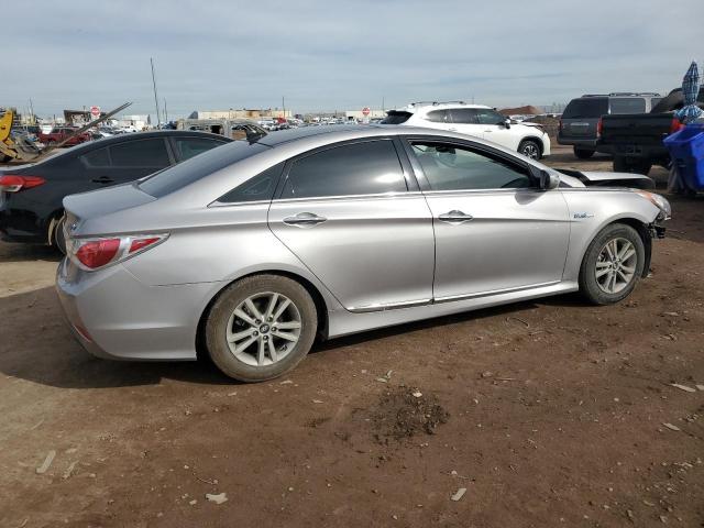 KMHEC4A45CA057200 - 2012 HYUNDAI SONATA HYBRID SILVER photo 3