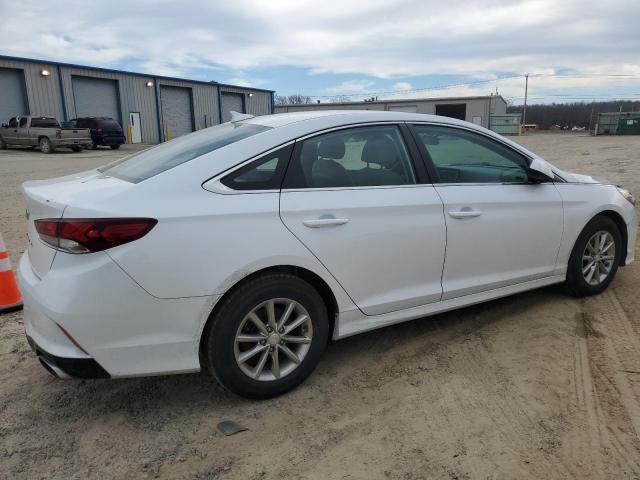 5NPE24AF5KH789875 - 2019 HYUNDAI SONATA SE WHITE photo 3