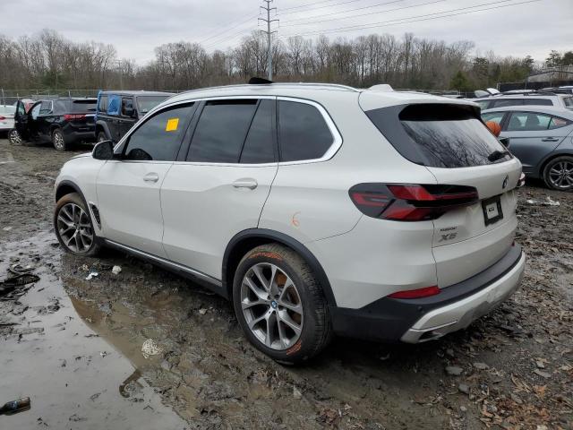 5UX23EU06R9S80604 - 2024 BMW X5 XDRIVE40I WHITE photo 2