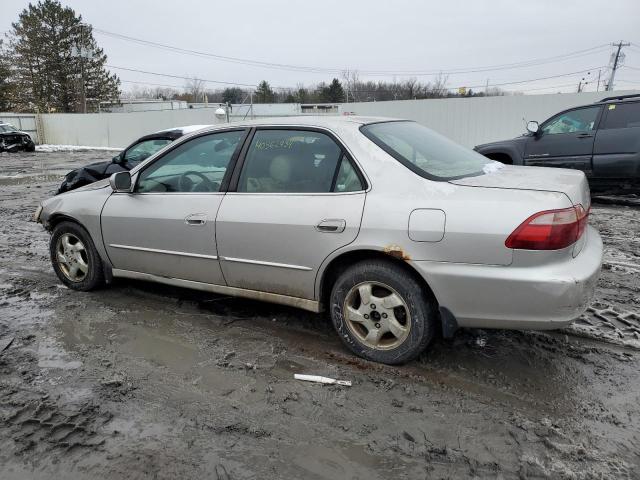 1HGCG5551XA152241 - 1999 HONDA ACCORD EX SILVER photo 2