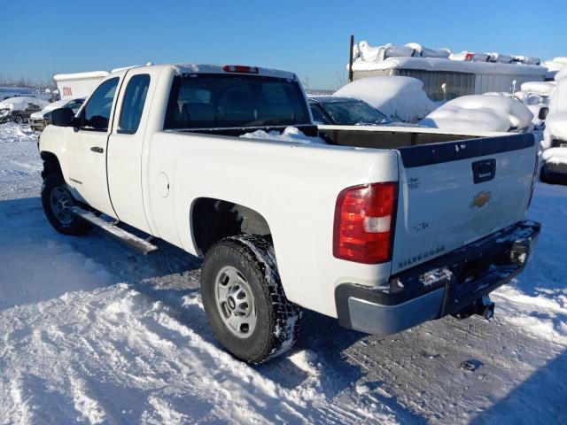 1GC2KVCG4DZ190024 - 2013 CHEVROLET SILVERADO K2500 HEAVY DUTY WHITE photo 2