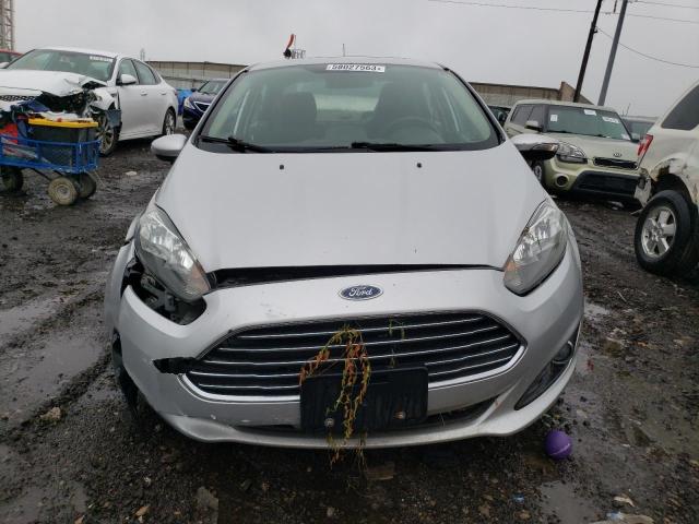 3FADP4BJXFM123276 - 2015 FORD FIESTA SE SILVER photo 5