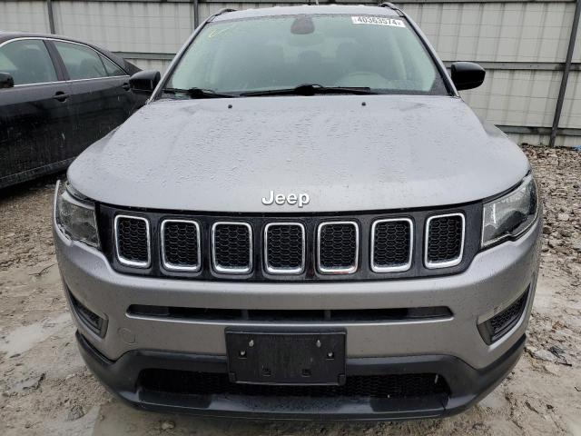 3C4NJCAB6JT186247 - 2018 JEEP COMPASS SPORT GRAY photo 5