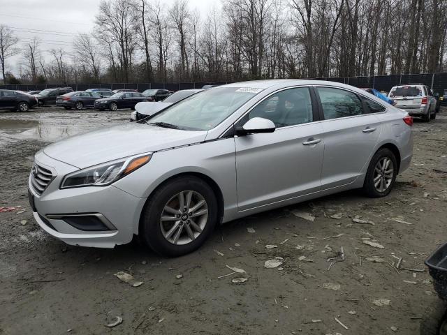 5NPE24AF2GH347465 - 2016 HYUNDAI SONATA SE SILVER photo 1