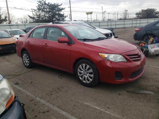 2T1BU4EE9DC077664 - 2013 TOYOTA COROLLA BASE RED photo 4