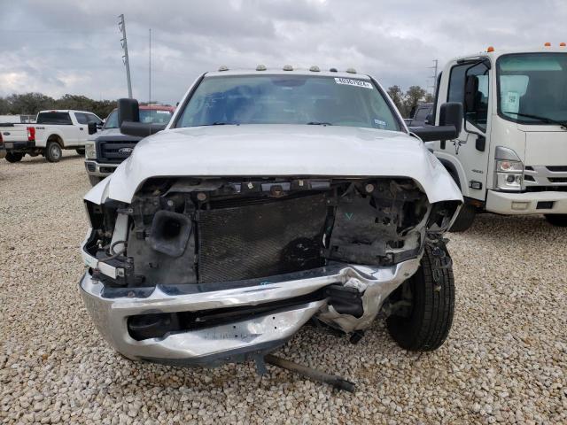 3C63RPGL6JG421477 - 2018 RAM 3500 ST WHITE photo 5