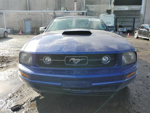 1ZVFT84N155243460 - 2005 FORD MUSTANG BLUE photo 5