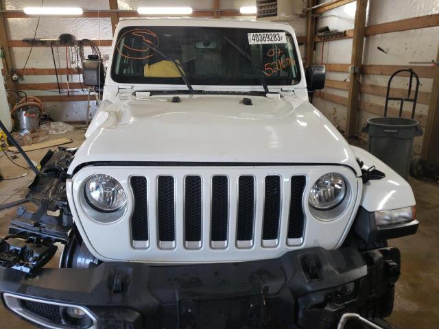 1C4HJXEN2KW521606 - 2019 JEEP WRANGLER U SAHARA WHITE photo 5