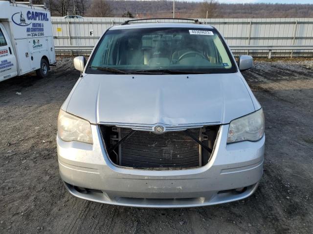 2A4RR5D19AR153488 - 2010 CHRYSLER TOWN & COU TOURING ვერცხლისფერი ფოტო 5