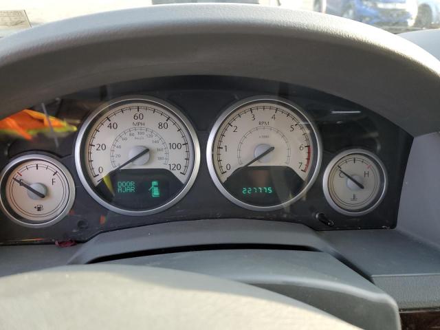 2A4RR5D19AR153488 - 2010 CHRYSLER TOWN & COU TOURING ვერცხლისფერი ფოტო 9