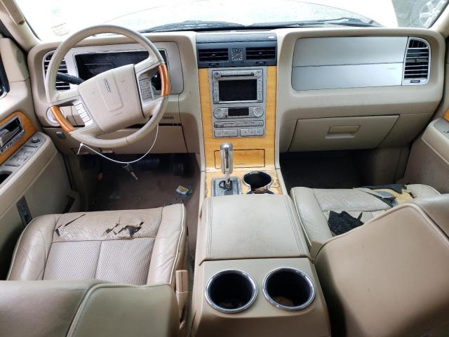 5LMFU27597LJ08565 - 2007 LINCOLN NAVIGATOR 白色 照片 8