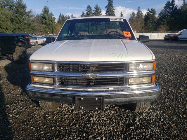 1GCGC24R8VZ205949 - 1997 CHEVROLET GMT-400 C2500 WHITE photo 5