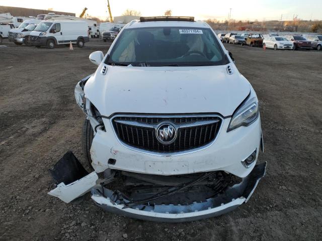 LRBFX2SA1KD100223 - 2019 BUICK ENVISION ESSENCE WHITE photo 5