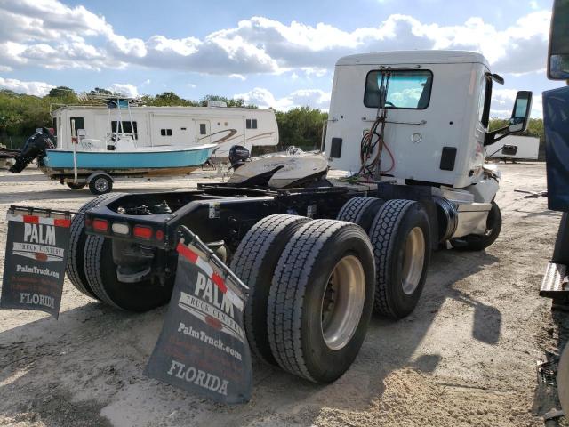 1XPBDP9X5LD719911 - 2020 PETERBILT 579 WHITE photo 4