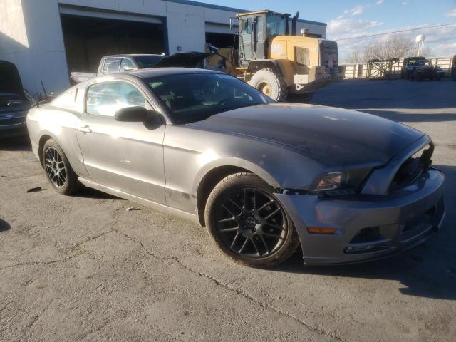 1ZVBP8AM5E5325593 - 2014 FORD MUSTANG GRAY photo 4