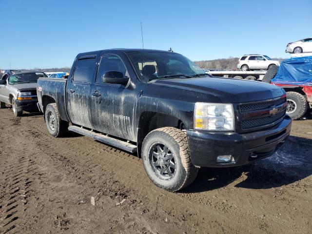 3GCPKSE31BG279481 - 2011 CHEVROLET SILVERADO K1500 LT BLACK photo 4