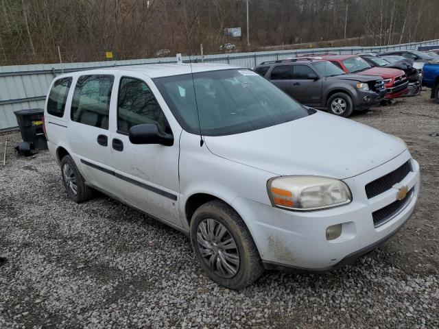 1GBDV13WX8D116727 - 2008 CHEVROLET UPLANDER INCOMPLETE WHITE photo 4