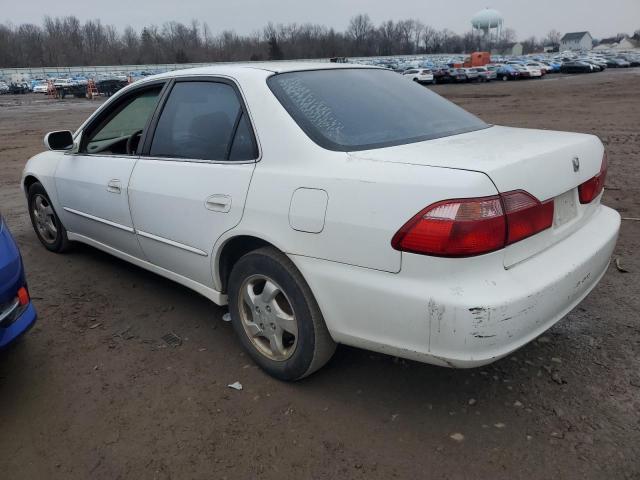 JHMCG667XYC013556 - 2000 HONDA ACCORD EX WHITE photo 2