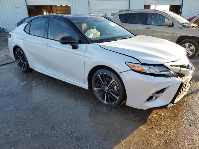 4T1K61AK0LU347981 - 2020 TOYOTA CAMRY XSE WHITE photo 4