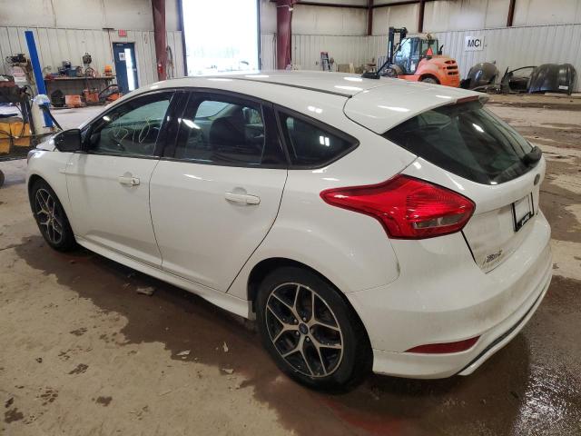 1FADP3K2XHL334386 - 2017 FORD FOCUS SE WHITE photo 2