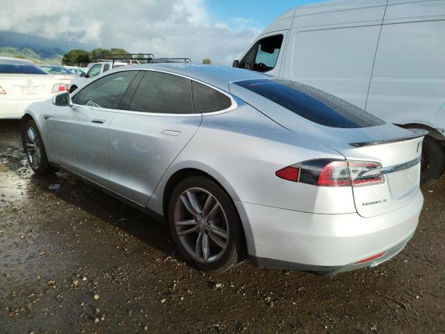 5YJSA1CG2DFP07533 - 2013 TESLA MODEL S 银色 照片 2