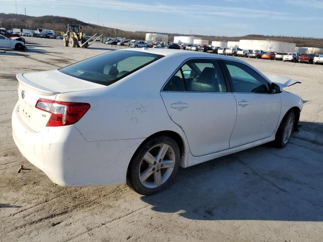 4T1BF1FK5EU771037 - 2014 TOYOTA CAMRY L WHITE photo 3