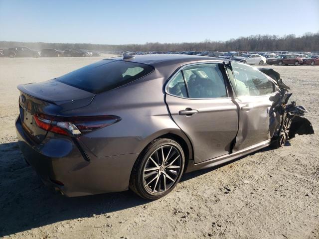4T1G11AK1PU123161 - 2023 TOYOTA CAMRY SE NIGHT SHADE SILVER photo 3