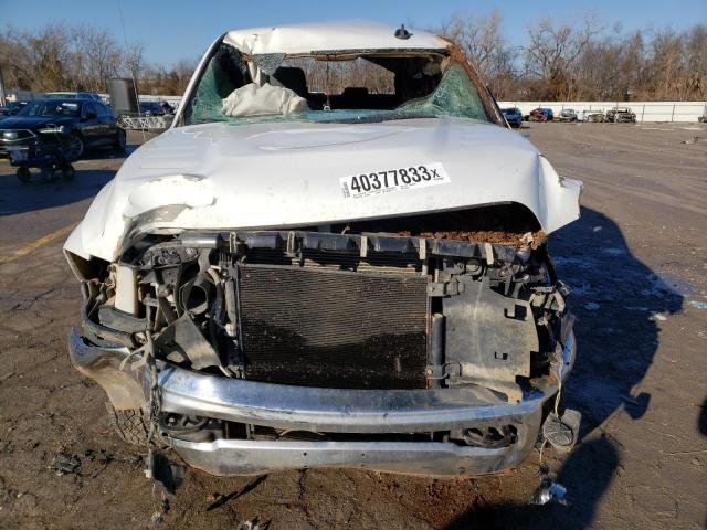 3C6UR5DL5JG278082 - 2018 RAM 2500 SLT თეთრი ფოტო 5