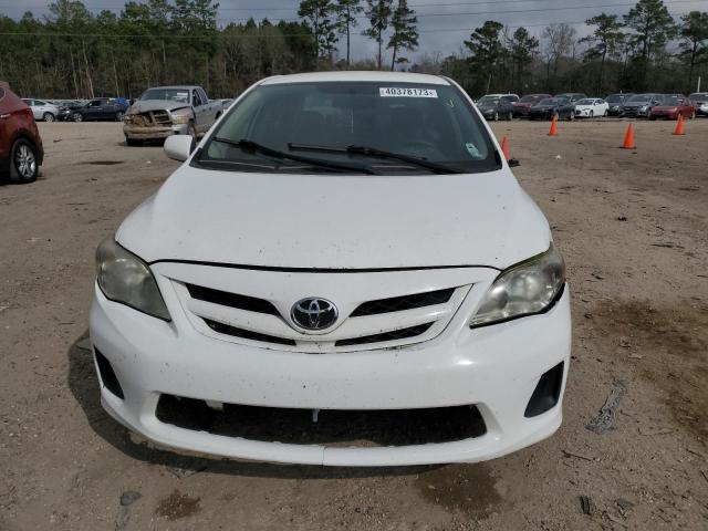 5YFBU4EE5CP021140 - 2012 TOYOTA COROLLA BASE WHITE photo 5