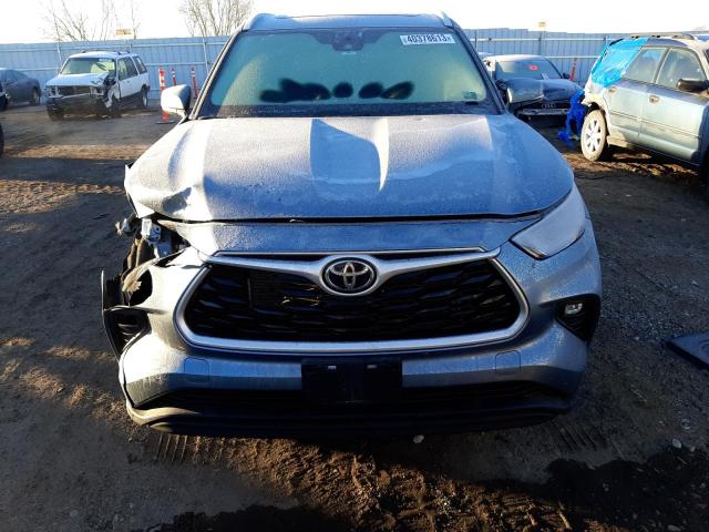 5TDGZRBH8NS163642 - 2022 TOYOTA HIGHLANDER XLE BLUE photo 5