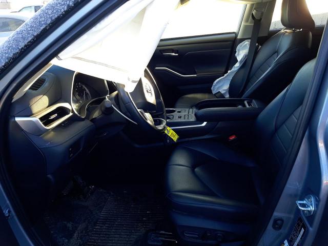 5TDGZRBH8NS163642 - 2022 TOYOTA HIGHLANDER XLE BLUE photo 7