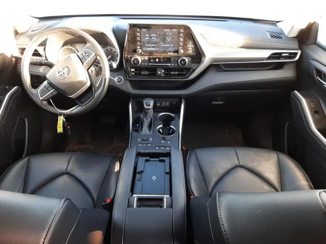 5TDGZRBH8NS163642 - 2022 TOYOTA HIGHLANDER XLE BLUE photo 8