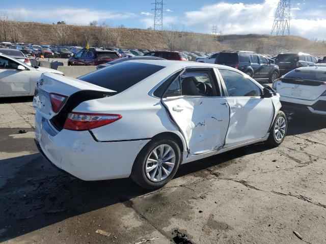 4T4BF1FK6GR521380 - 2016 TOYOTA CAMRY LE WHITE photo 3