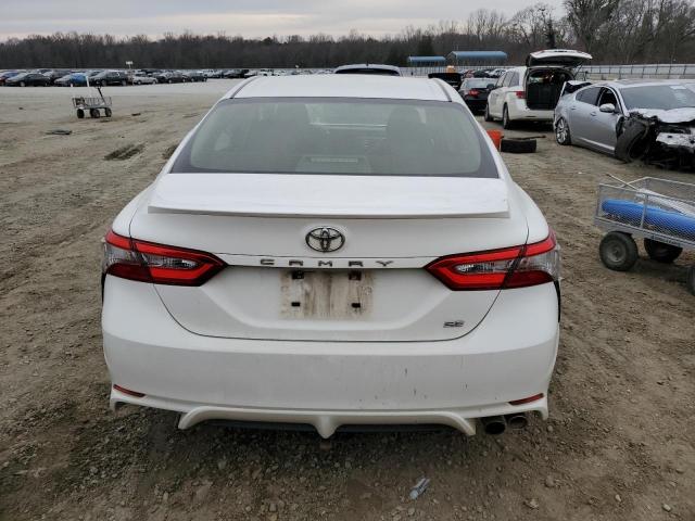 JTNB11HK5J3005000 - 2018 TOYOTA CAMRY L WHITE photo 6