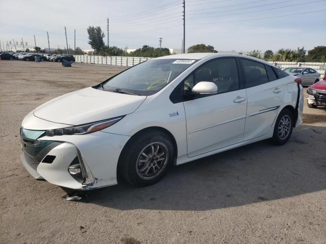 JTDKARFP4H3006585 - 2017 TOYOTA PRIUS PRIM თეთრი ფოტო 1