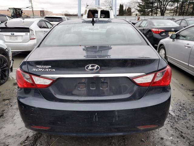 5NPEB4AC4BH008642 - 2011 HYUNDAI SONATA GLS BLACK photo 6