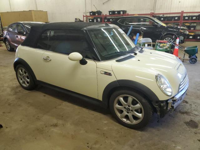 WMWRH335X8TU80130 - 2008 MINI COOPER S WHITE photo 4