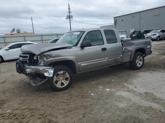 2006 CHEVROLET SILVERADO K1500, 