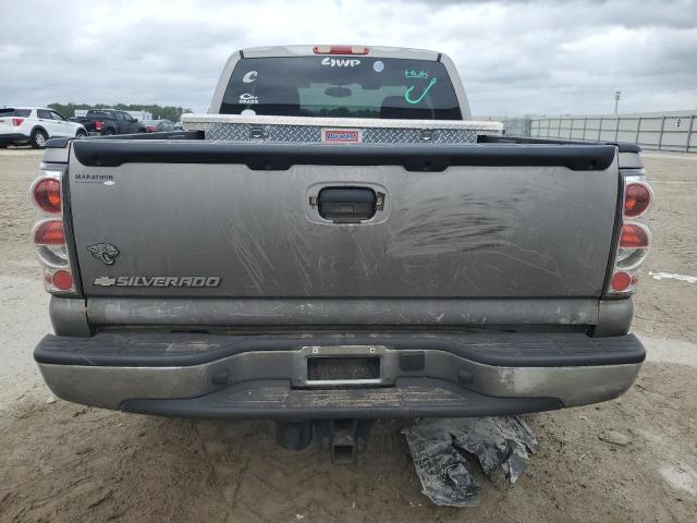 2GCEK19B261113911 - 2006 CHEVROLET SILVERADO K1500 GRAY photo 6