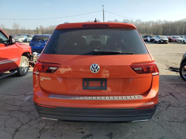 3VV3B7AX0KM117820 - 2019 VOLKSWAGEN TIGUAN SE ORANGE photo 6