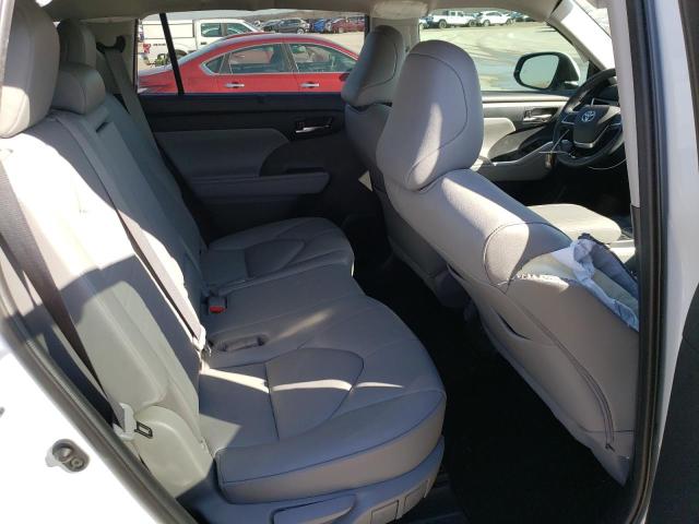 5TDGZRAH7MS529011 - 2021 TOYOTA HIGHLANDER XLE WHITE photo 11