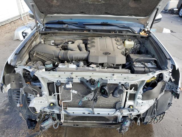 JTEBU5JR3K5669291 - 2019 TOYOTA 4RUNNER SR5 SILVER photo 11