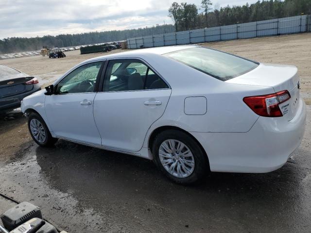 4T1BF1FK9CU525444 - 2012 TOYOTA CAMRY BASE WHITE photo 2