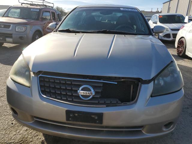 1N4BL11DX5N908477 - 2005 NISSAN ALTIMA SE TAN photo 5