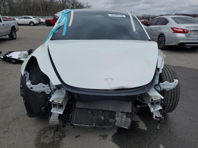 5YJ3E1EB9NF260503 - 2022 TESLA MODEL 3 WHITE photo 5