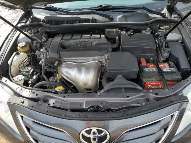 4T4BF3EK4BR129696 - 2011 TOYOTA CAMRY BASE GRAY photo 11