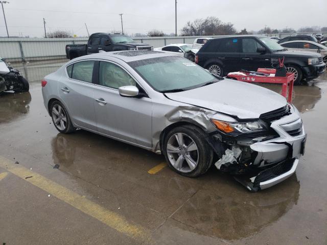 19VDE1F30EE009377 - 2014 ACURA ILX 20 SILVER photo 4